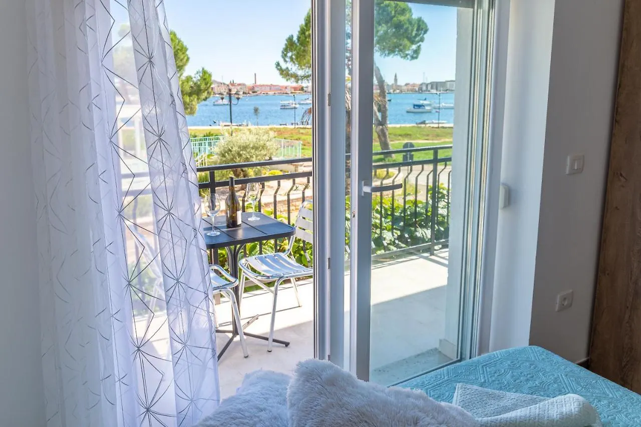 Villa Umag Seafront 3*,
