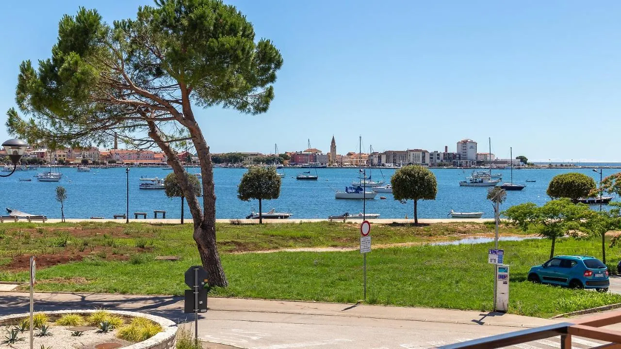 Villa Umag Seafront